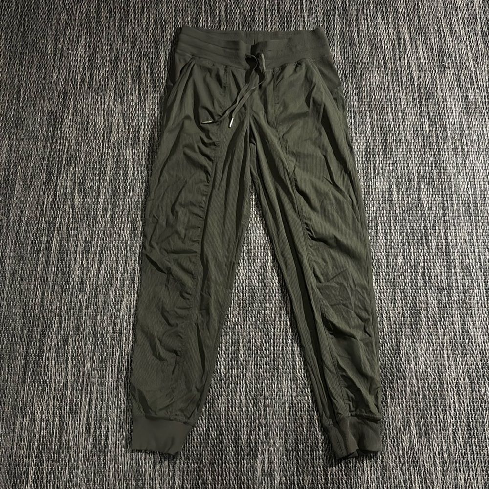 Lululemon Dance Studio Jogger *28" Dark Olive Swift Size 6
